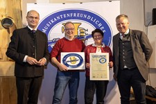 Finanz- und Heimatminister Albert Füracker verleiht Auszeichnung „Musikantenfreundliches Wirtshaus“